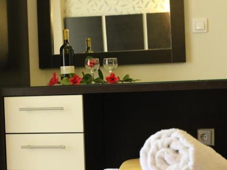 Rose Aparthotel